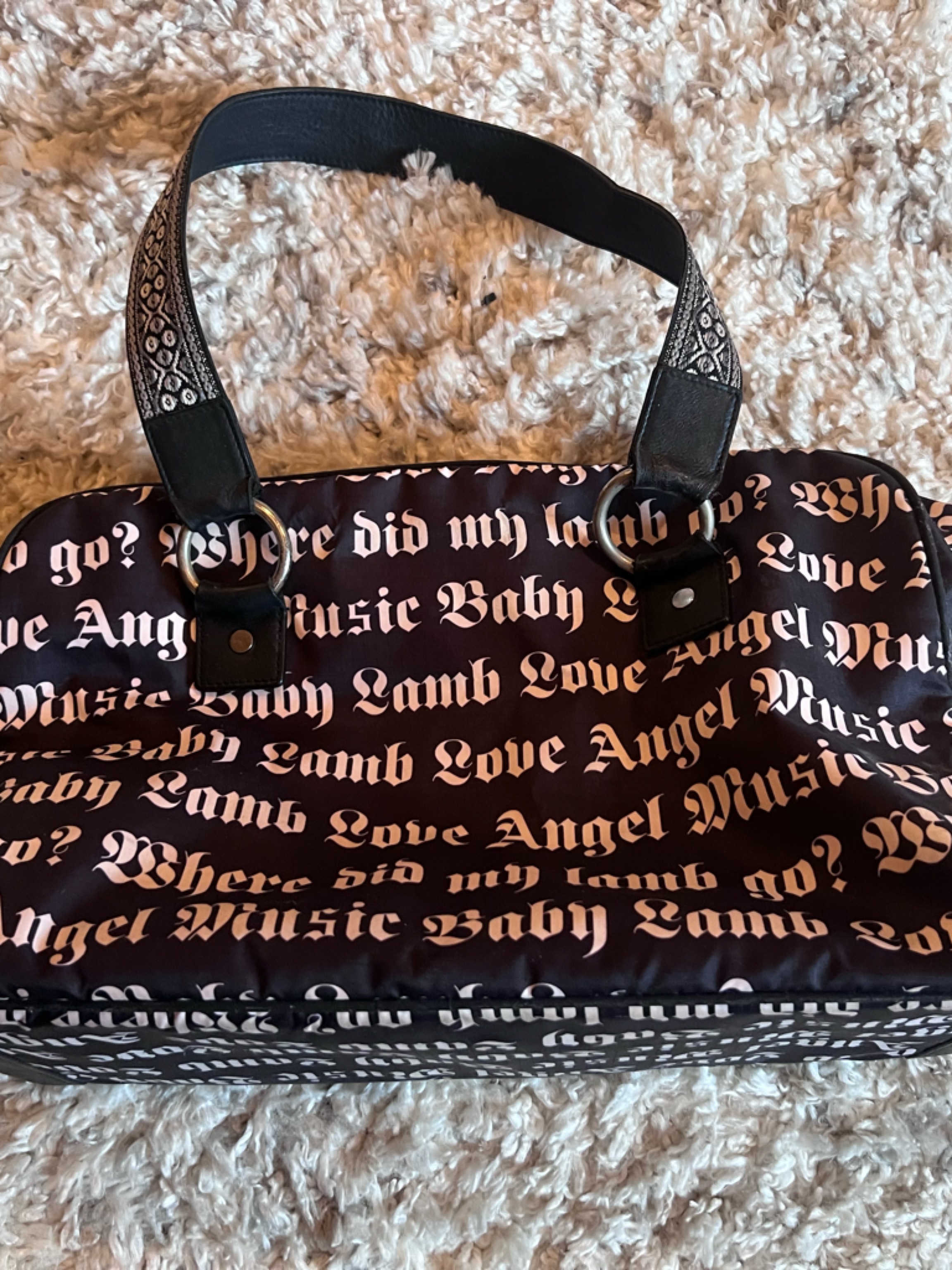 Lesportsac Love Angel Music Baby L.Am.B Gwen Stefani Overnight Bag